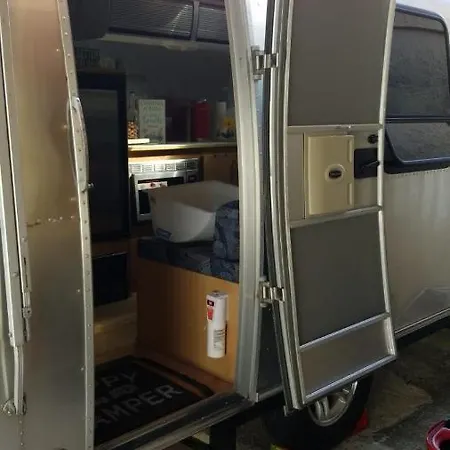 Airstream In The Center Of It All Miami Exterior photo